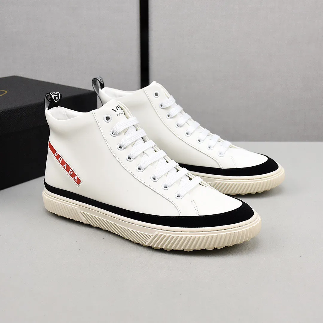 PRADA [Prada] high-top sports and casual shoes. Men's shoes 💰440💰. The upper is made of cowhide, sheepskin lining, rubber outsole, comfortable on the feet, men's size 38-44, choose according to your usual wearing size.